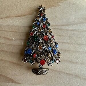 VTG Arthur Pepper Christmas Brooch Pin 2.25 Inch Frosted Tree Rhinestones Signed